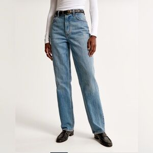 Abercrombie & Fitch 90’s Relaxed Jeans